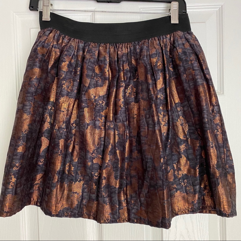 ‼️ 3/$20 Bundle option...Bronze/black skater skirt
